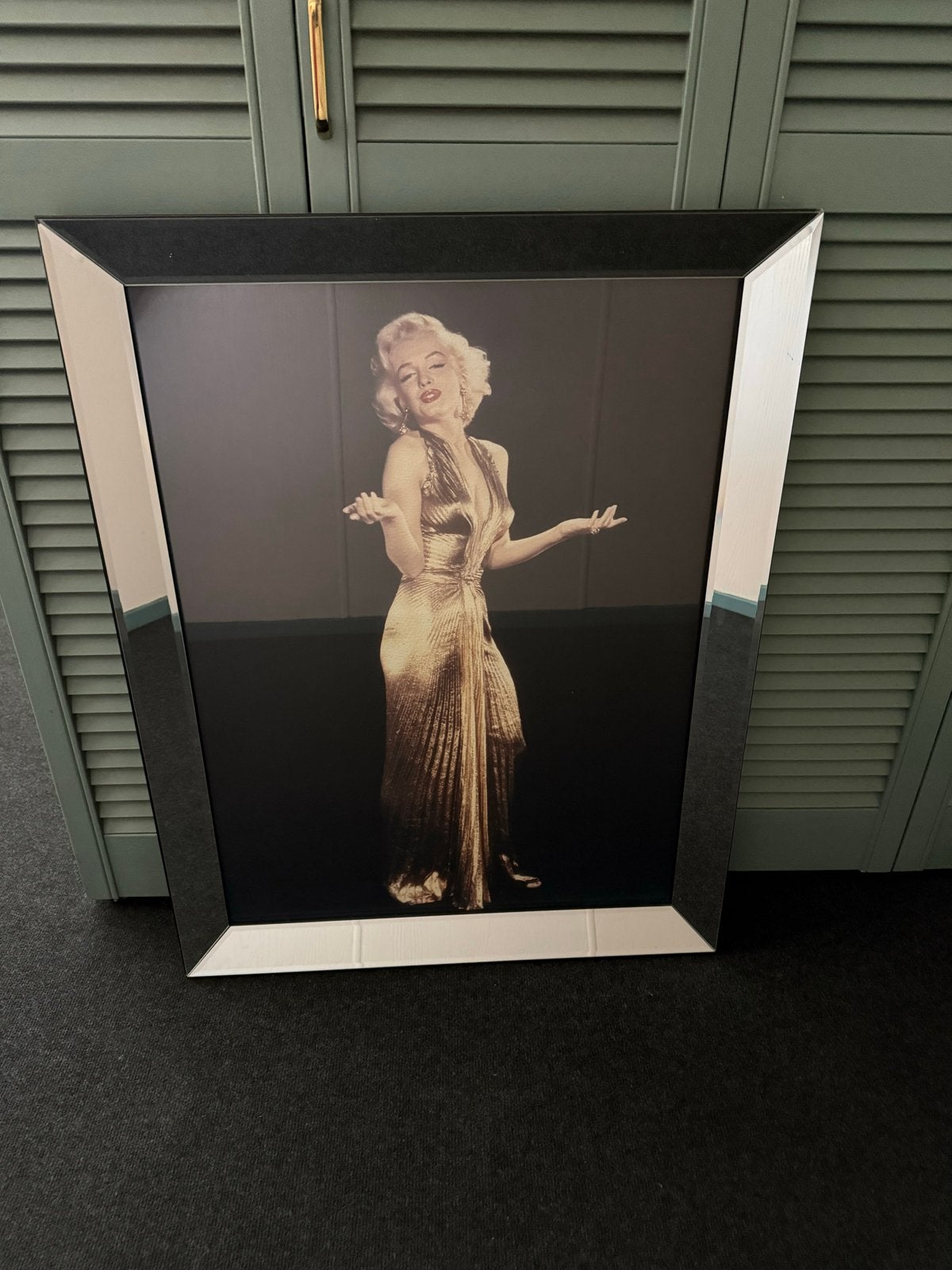 Marilyn Monroe Gouden Jurk Lijst 70-90 cm, Ophalen, Gebruikt, Foto of Poster, 75 – 100