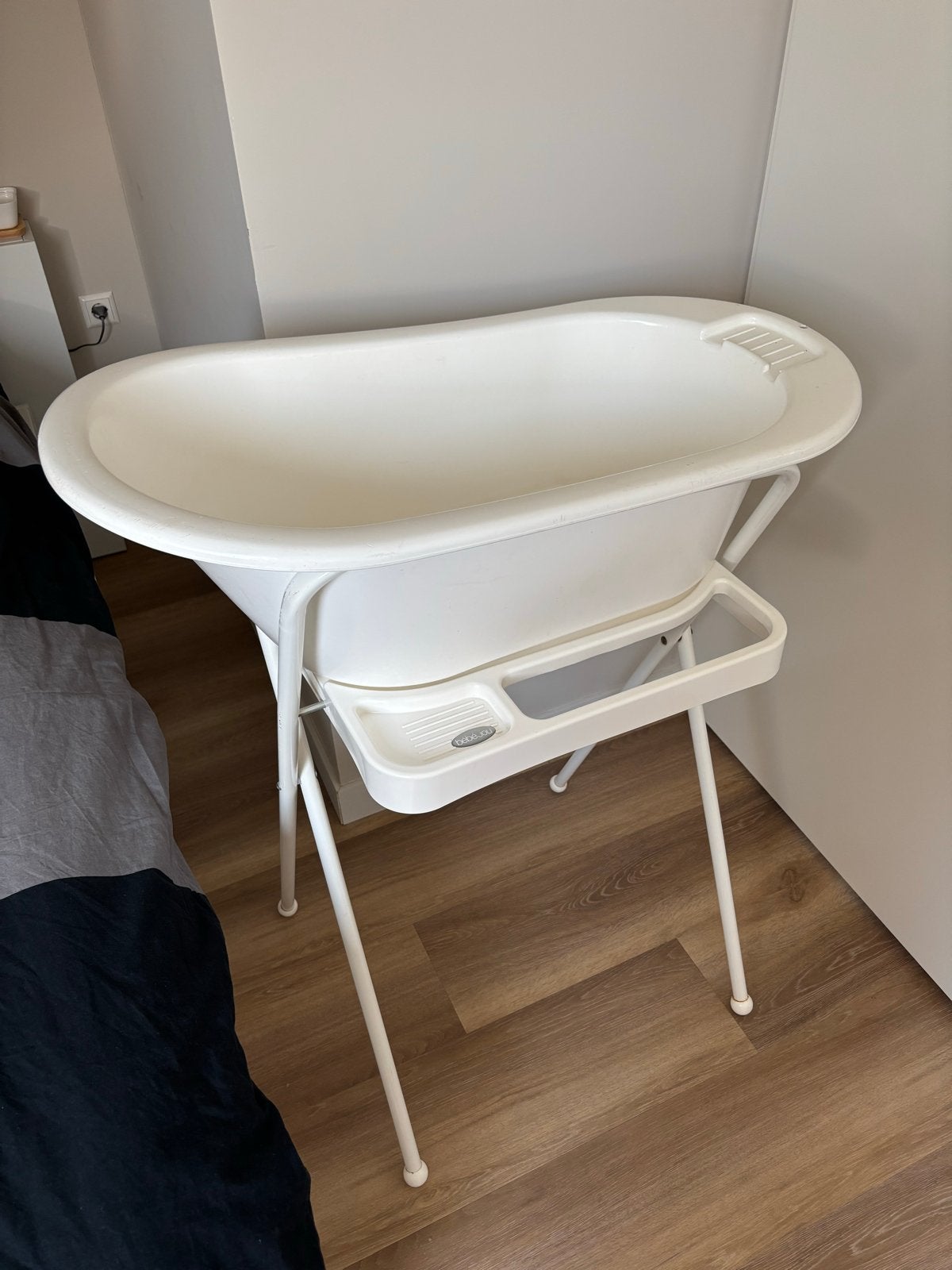 Bébé-jou baby badje met bijpassende standaard, Kinderen en Baby's, Badjes en Verzorging, Ophalen, Gebruikt, Badje, Bébé-jou