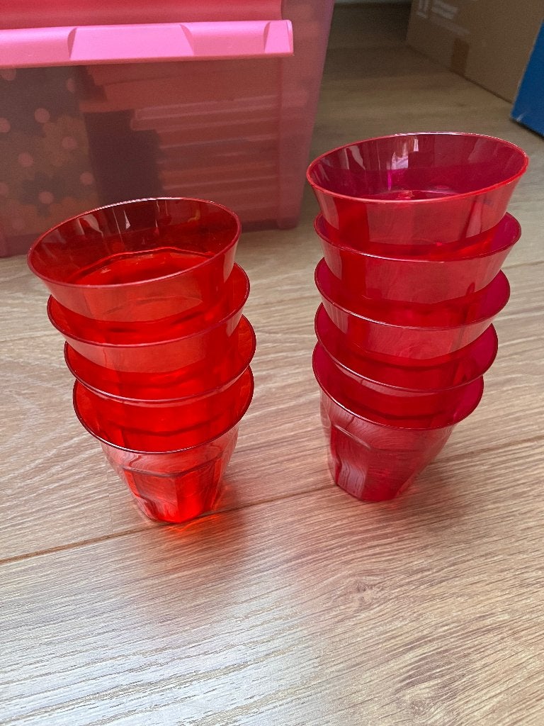 Plastic bekers, Ophalen, Nieuw