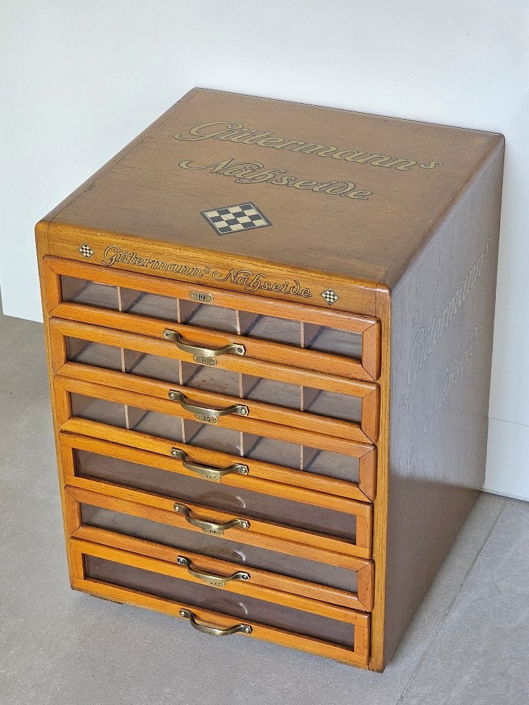 fourniturenkastje GÜTERMANN garenkast fourniturenkast kast, Antiek en Kunst, Curiosa en Brocante, Ophalen of Verzenden