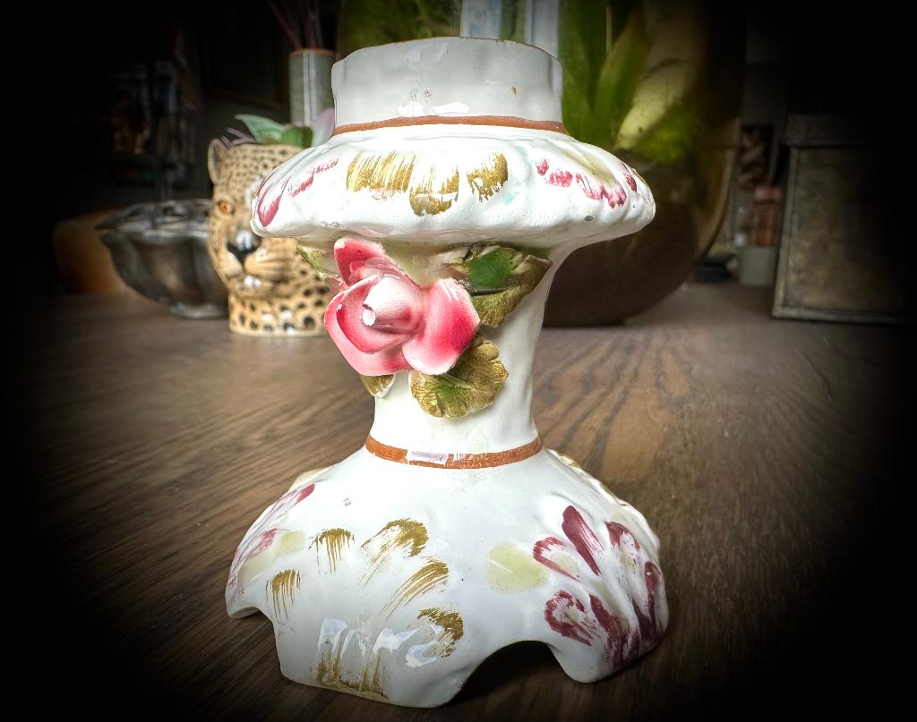 Porselein Antiek Kandelaar Italy roos bloem curiosa vintage, Verzenden, Keramiek of Aardewerk