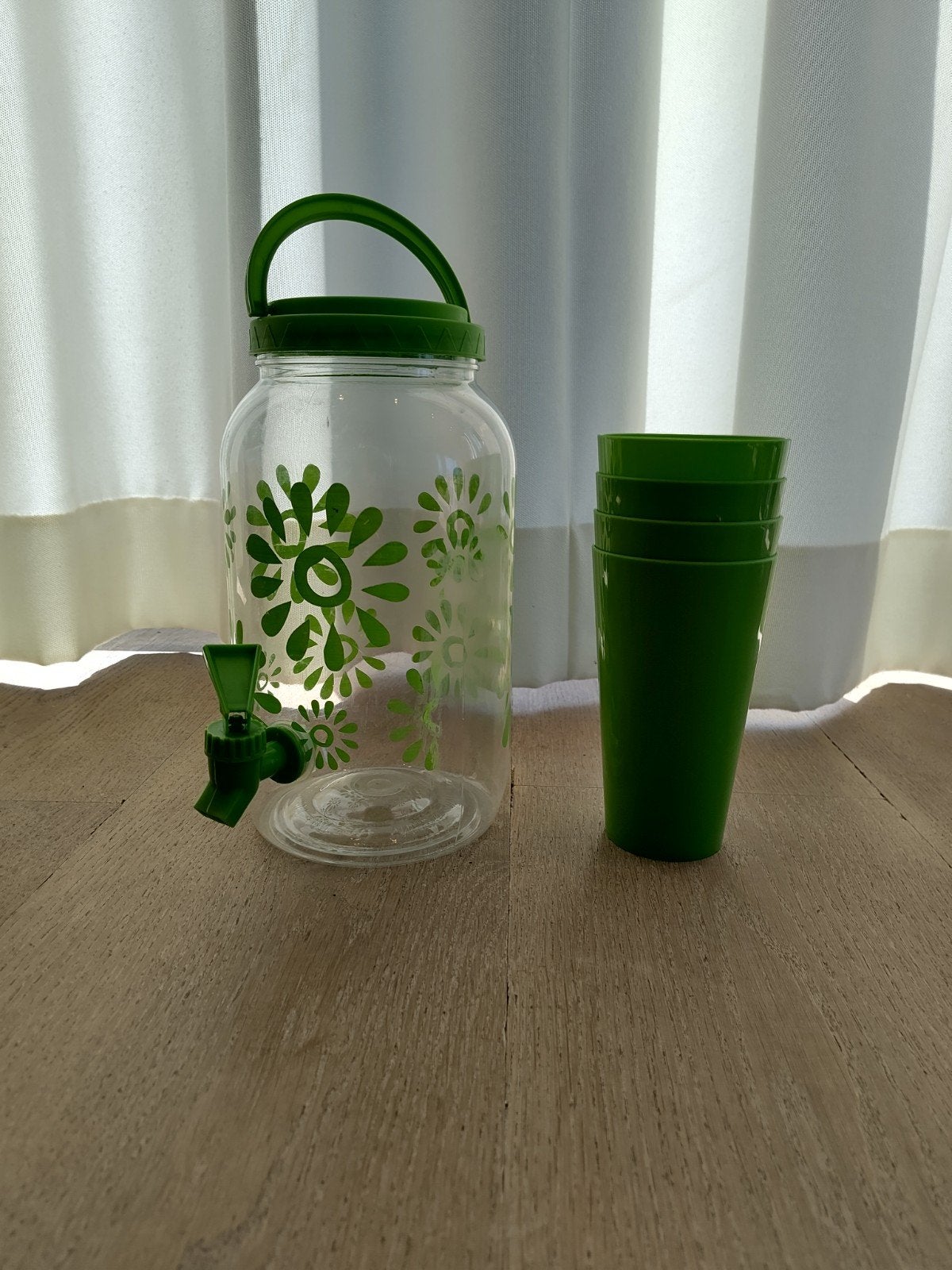 Drankdispenser met kraantje en bekers, Kunststof, Ophalen of Verzenden, Groen, Overige typen