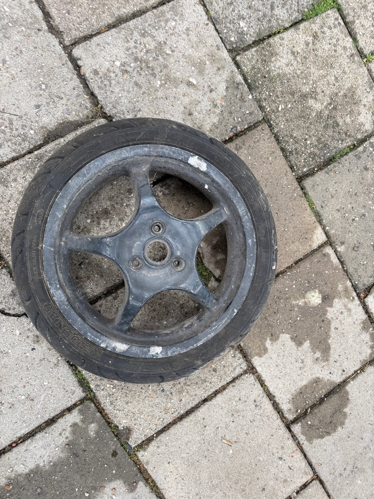 Aerox achtervelg met band, Fietsen en Brommers, Brommeronderdelen | Scooters, Ophalen of Verzenden, Gebruikt, Overige typen, Yamaha