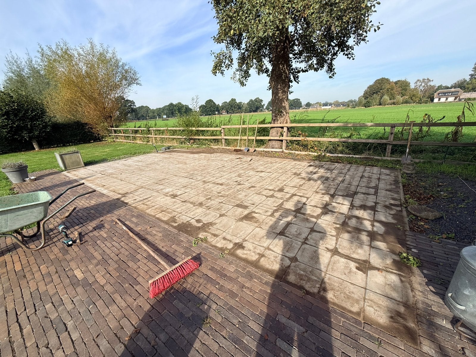 Gratis af te halen: 390 gebruikte terrastegels (30x30), Ophalen, Gebruikt, 10 m² of meer, Terrastegels