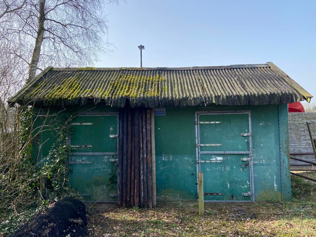 Dubbele stalcontainer, Stalling, 2 of 3 paarden of pony's