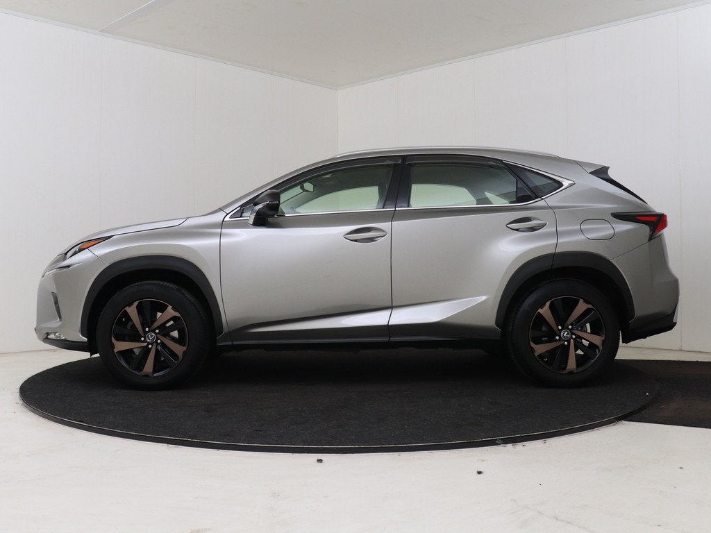 Lexus NX 300h AWD Sport Edition | Trekhaak | Safety System |, Automaat, 12 maanden, Gebruikt, 1760 kg