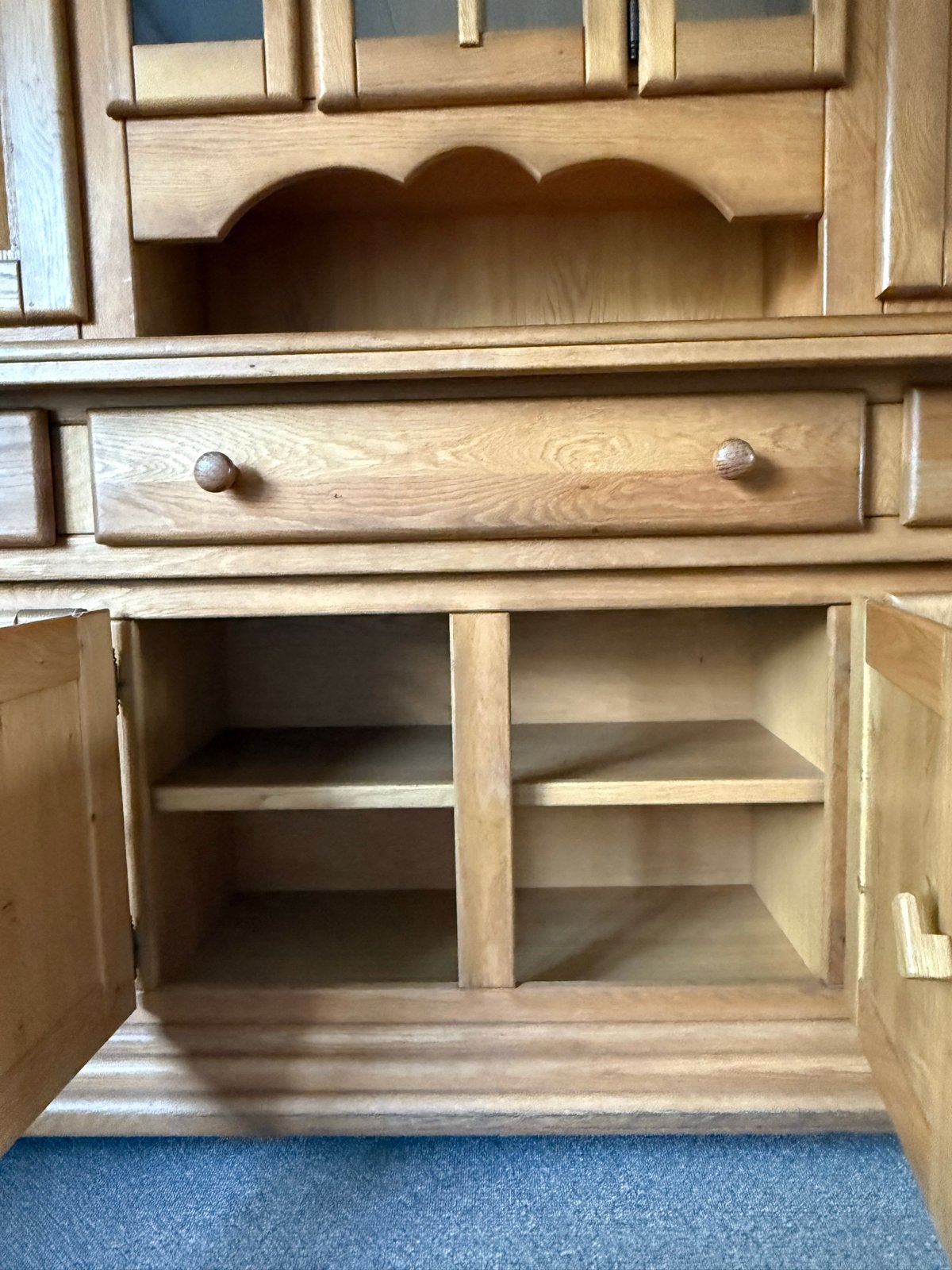 Massief eiken dressoir/buffetkast met vitrine, Ophalen
