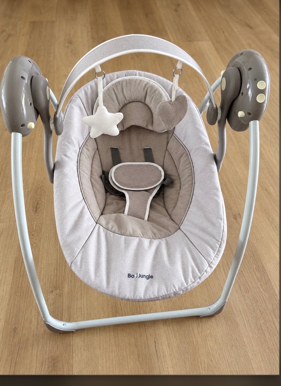 Bo Jungle elektrische baby schommelstoel, Ophalen, Gebruikt, Overige typen, Met geluid