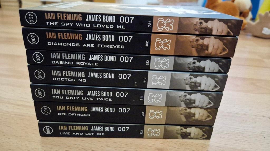 James Bond 007 boekenreeks - Ian Fleming (7 delen), Ophalen, Gelezen, Ian Fleming, Nederland