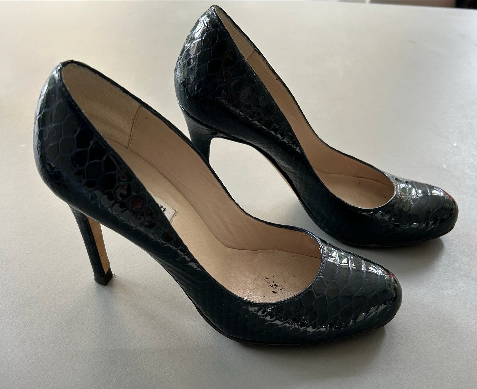 Lk Bennett pumps maat 37,5 donkerblauw slangenpatroon, Ophalen, Gedragen, Blauw, Pumps
