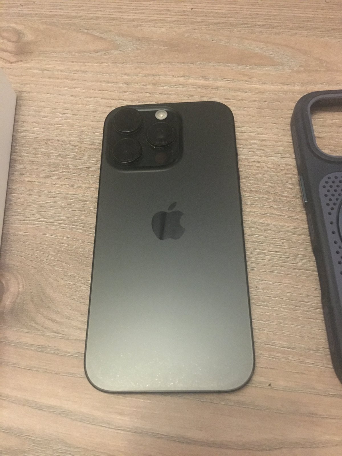 Nette iphone 16 pro 256gb, Telecommunicatie, Gebruikt, Zwart, 84 %, Met simlock