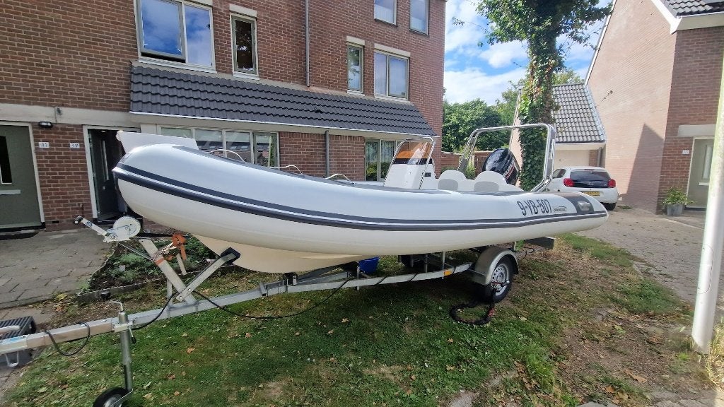 Nimarine MX 500 RIB met 60 pk Suzuki motor - wakeboard tower, Watersport en Boten, Rubberboten, Ophalen, 60 pk, Gebruikt, 5 m