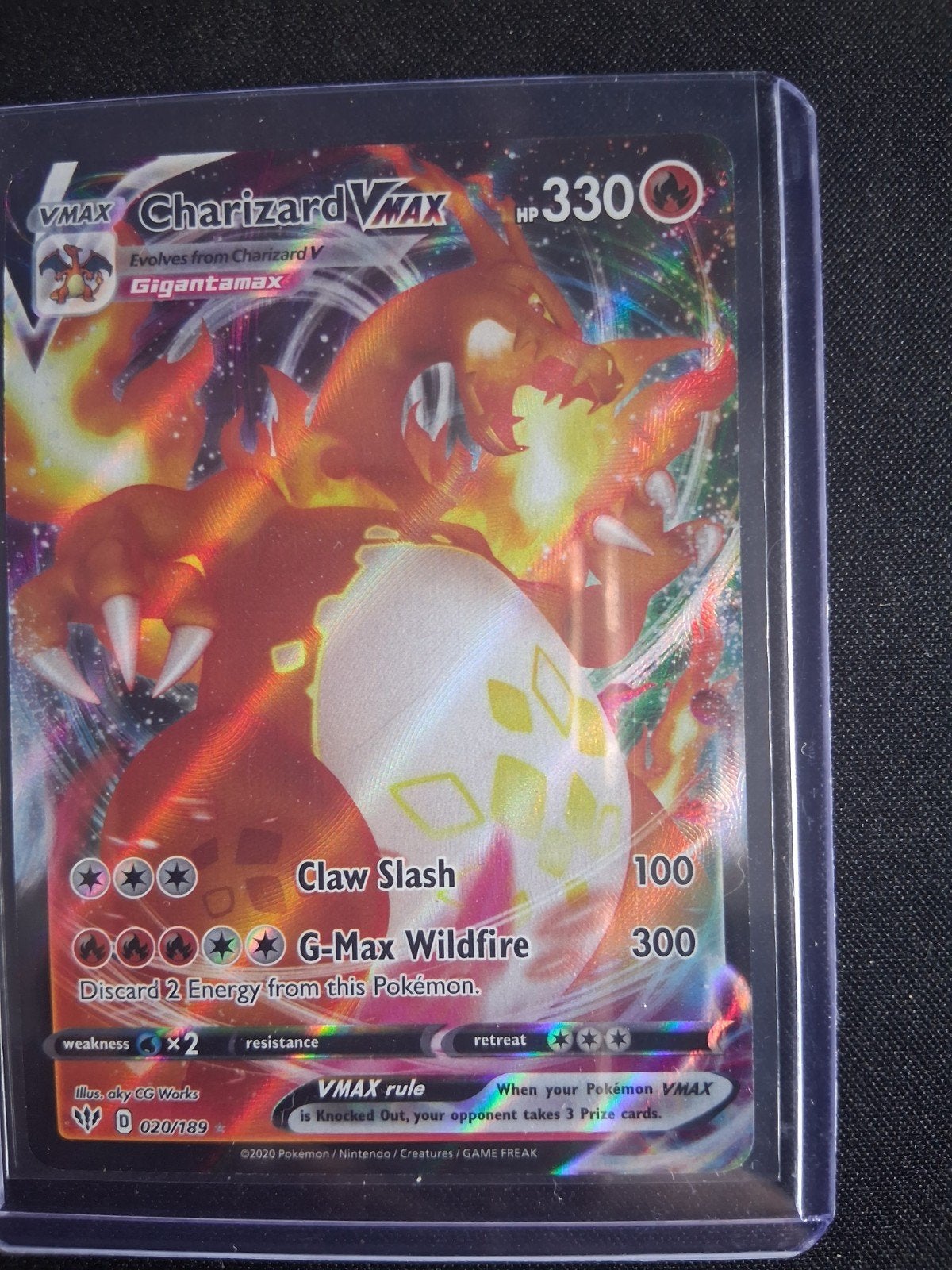 Charizard VMAX 020/189, Ophalen of Verzenden, Zo goed als nieuw, Losse kaart