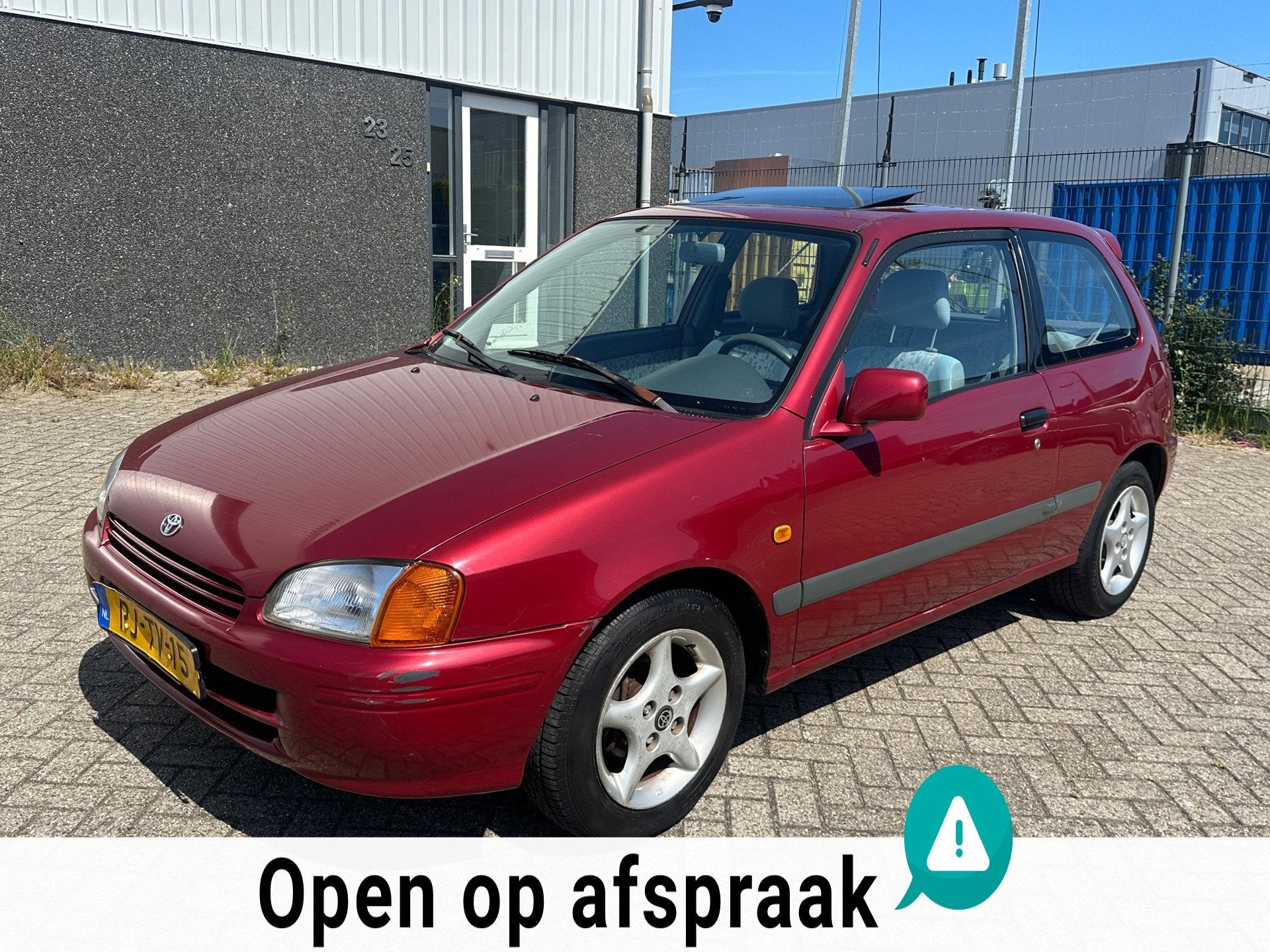 Toyota Starlet 1.3-16V 1996 EXPORT, Auto's, Gebruikt, 4 cilinders, Starlet, 400 kg