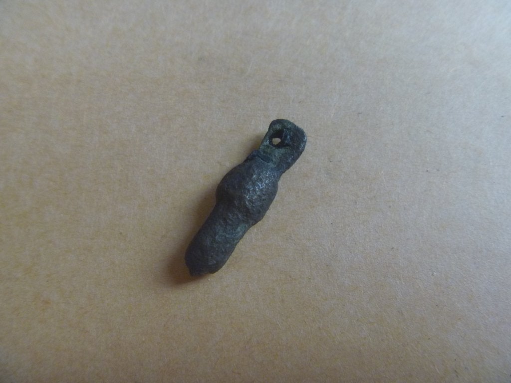 Bodemvondst.Hanger in vorm van eikel.Metaaldetector, Ophalen of Verzenden