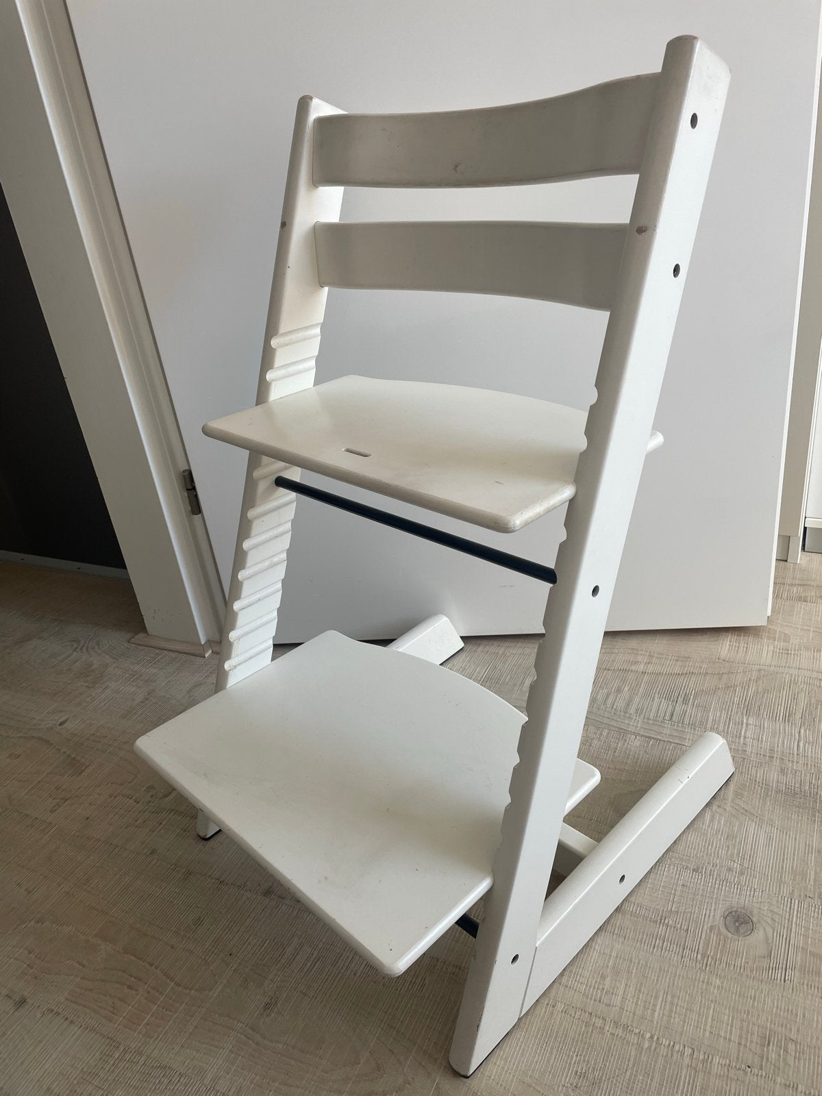 Stokke Tripp Trapp meegroeistoel wit, Ophalen, Gebruikt, Meegroeistoel, Aanschuifbaar