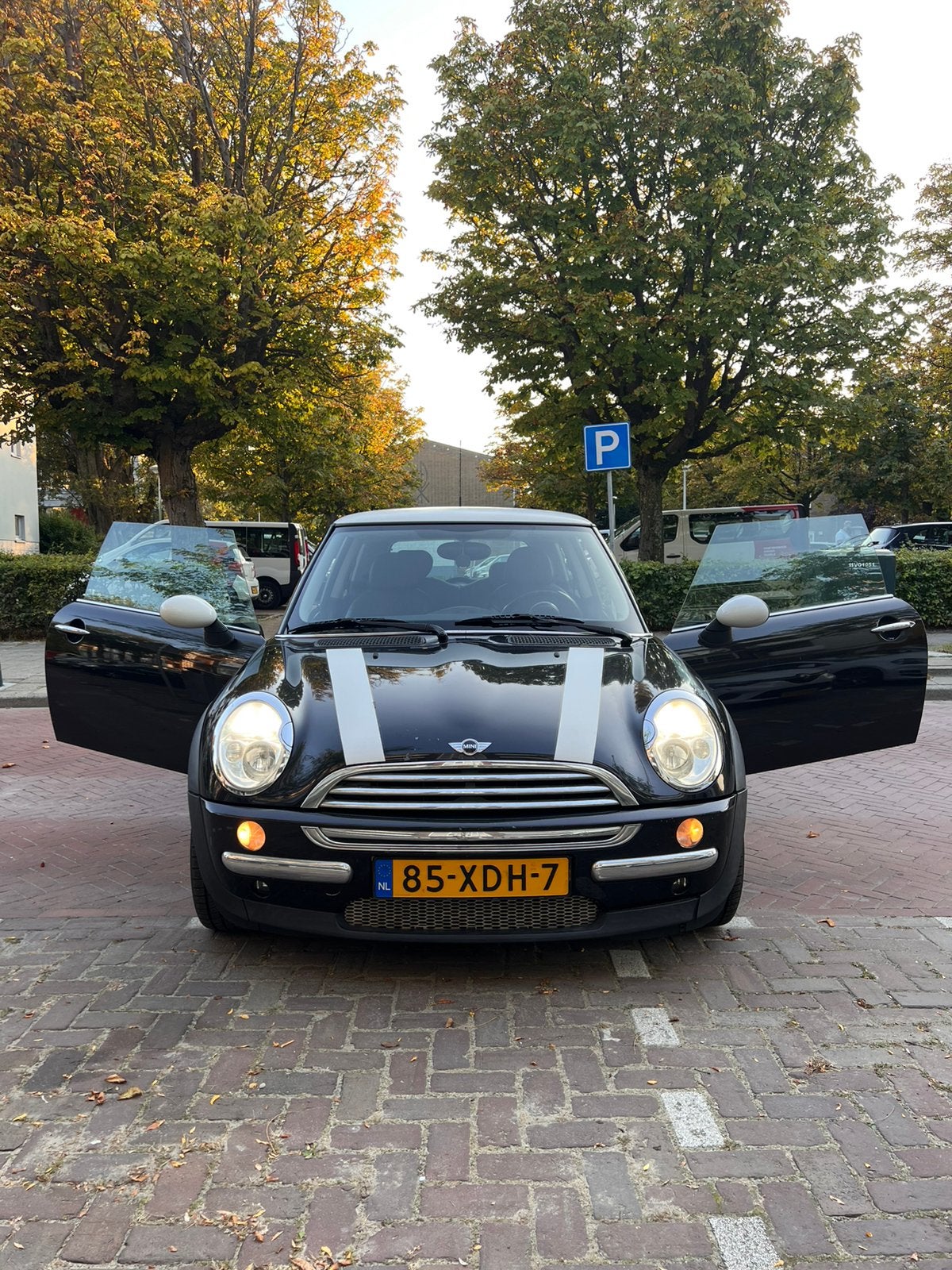 Mini Cooper 1.6 Chili | Leer | Airco | Zeer nette staat, Auto's, Mini, Zwart, 4 stoelen, Zwart, Leder