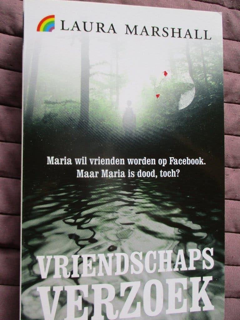 Laura Marshall. "Vriendschapsverzoek"., Ophalen of Verzenden, Zo goed als nieuw, Laura Marshall., Amerika