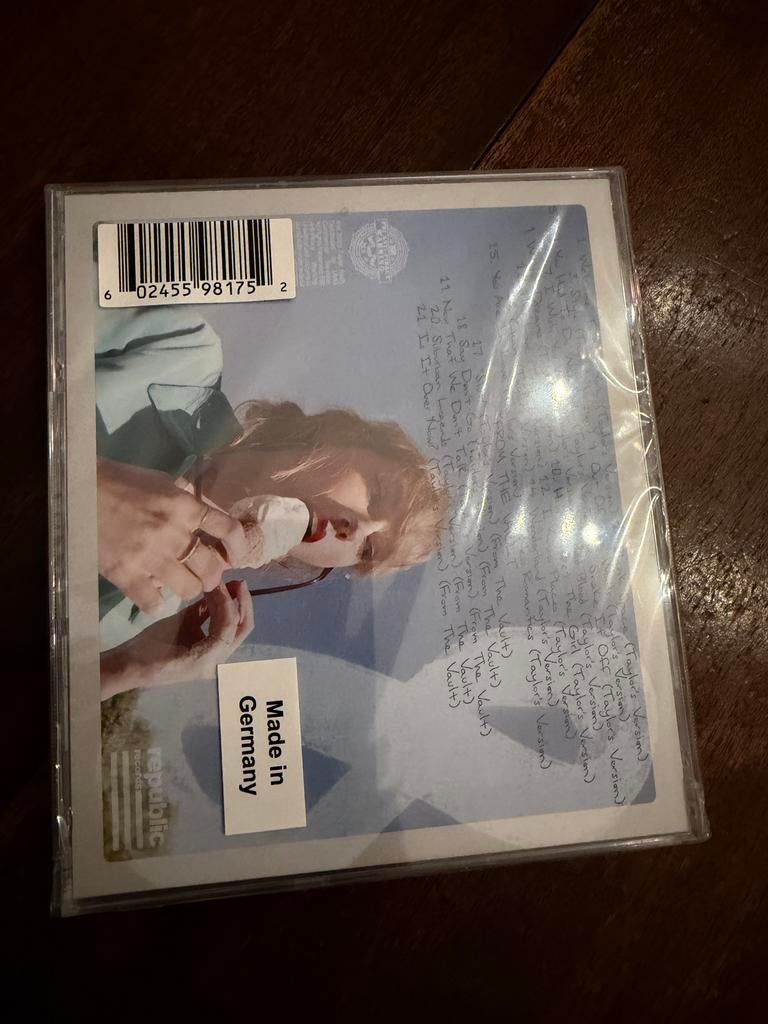 Taylor Swift 1989 (Taylor's Version) CD met fotoset, Ophalen of Verzenden, 2020 tot heden, Nieuw in verpakking