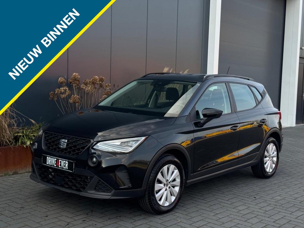 SEAT Arona 1.0 TSI Style DSG APPLE CARPLAY PDC LED SPORTVELG, Auto's, Seat, Automaat, Stof, Gebruikt, Arona