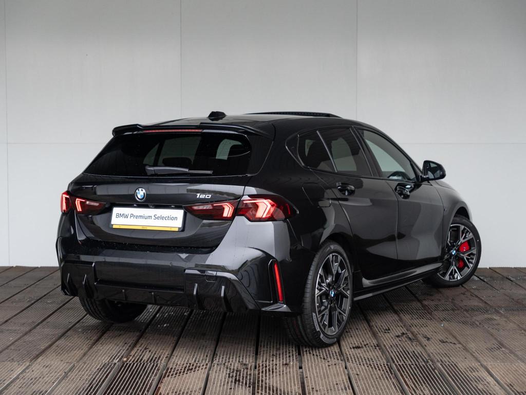 BMW 1 Serie 120 | M Sportpakket Pro | Premium Pack | Stuurwi, Stof, Gebruikt, Met garantie (alle), Zwart