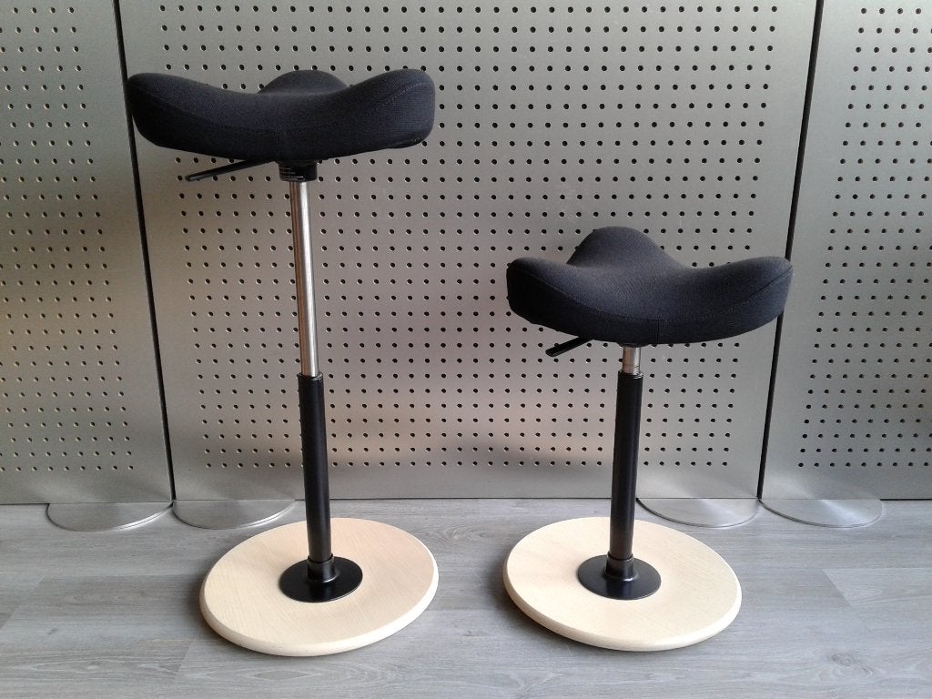 2x Variér (Stokke) Move (Medium) (Zwart), Als Nieuw!