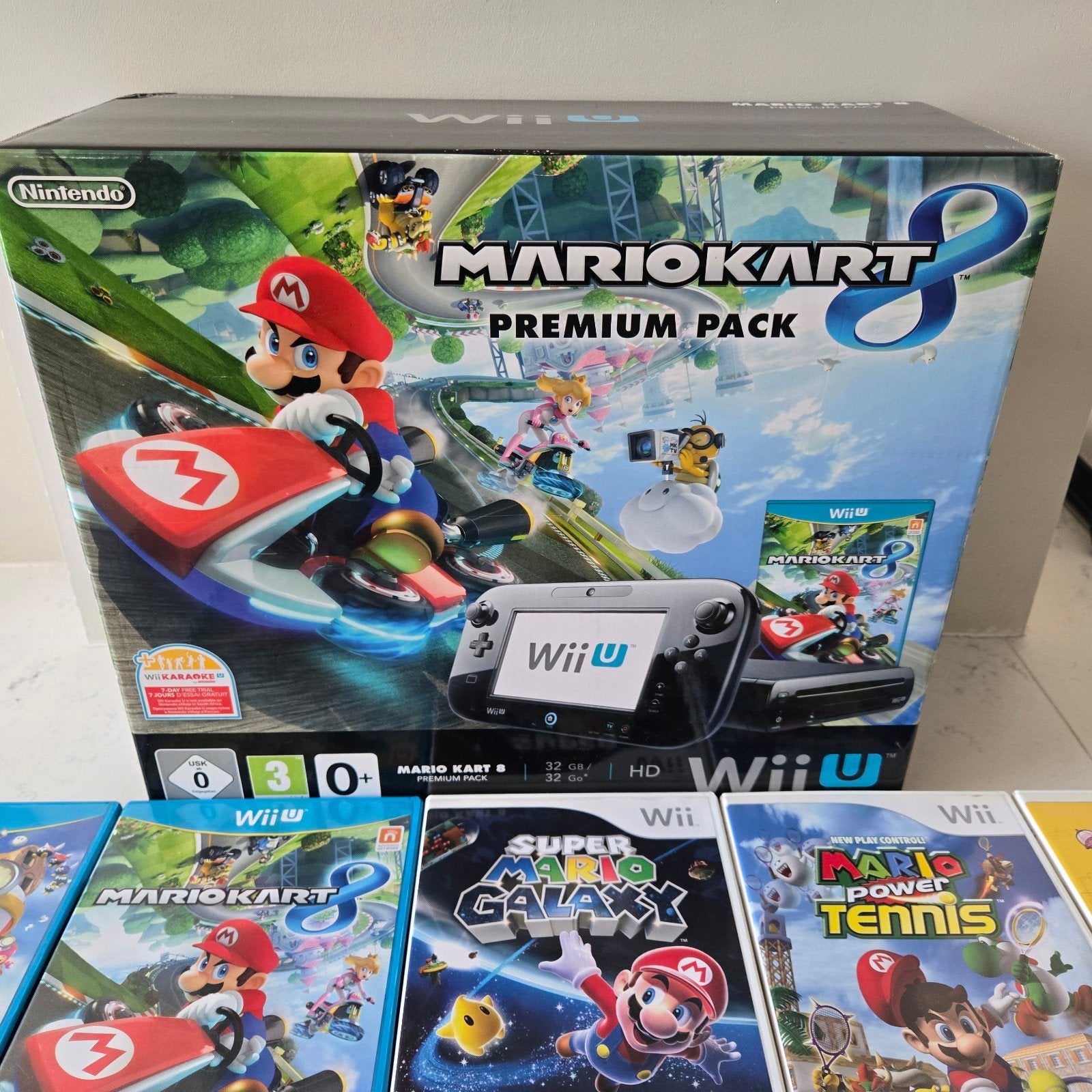 Wii U 32GB Mario Kart editie met 9 games en alle toebehoren, Racen en Vliegen, Ophalen of Verzenden, Zo goed als nieuw, 3 spelers of meer