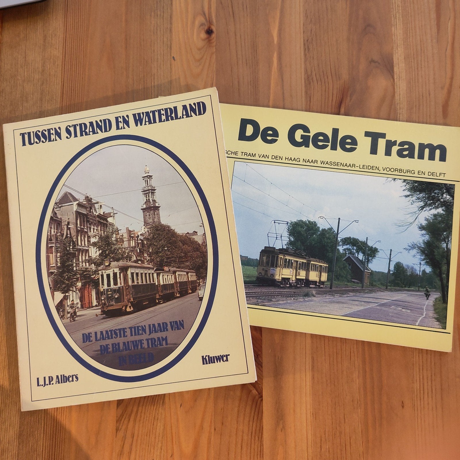 Boeken over trams: De Blauwe Tram en De Gele Tram, Ophalen of Verzenden, Gelezen, L.J.P. Albers, A. van Kamp, Tram