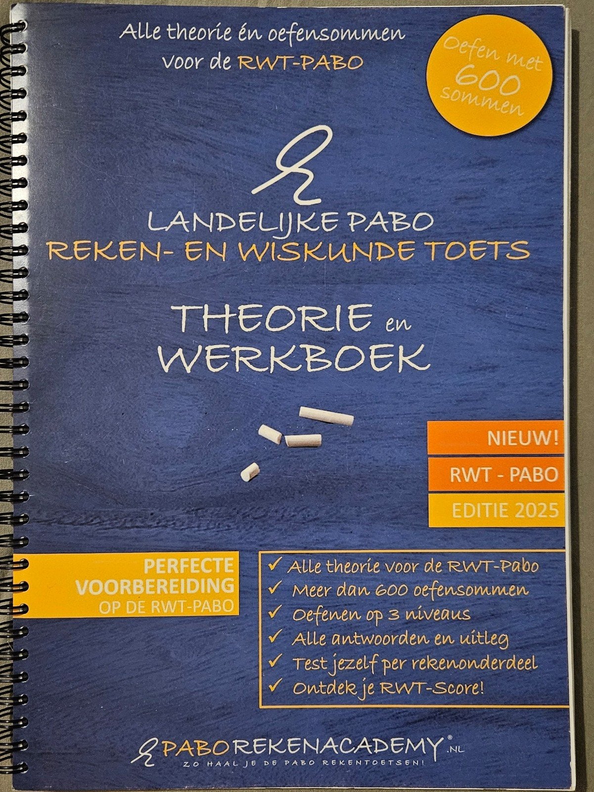 RWT Theorie en werkboek + oefentoetsenboek, Boeken, Ophalen of Verzenden, Zo goed als nieuw, Overige niveaus, Overige vakken