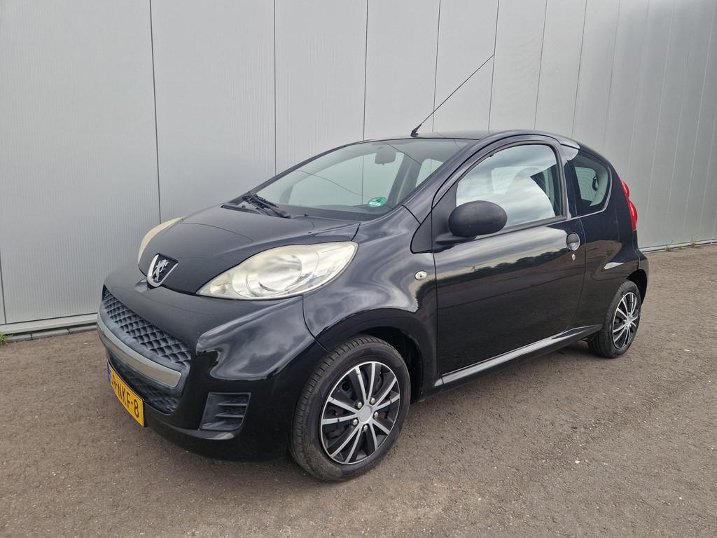 Peugeot 107 1.0-12V Urban Move (bj 2010), Voorwielaandrijving, Gebruikt, 4 stoelen, Bedrijf