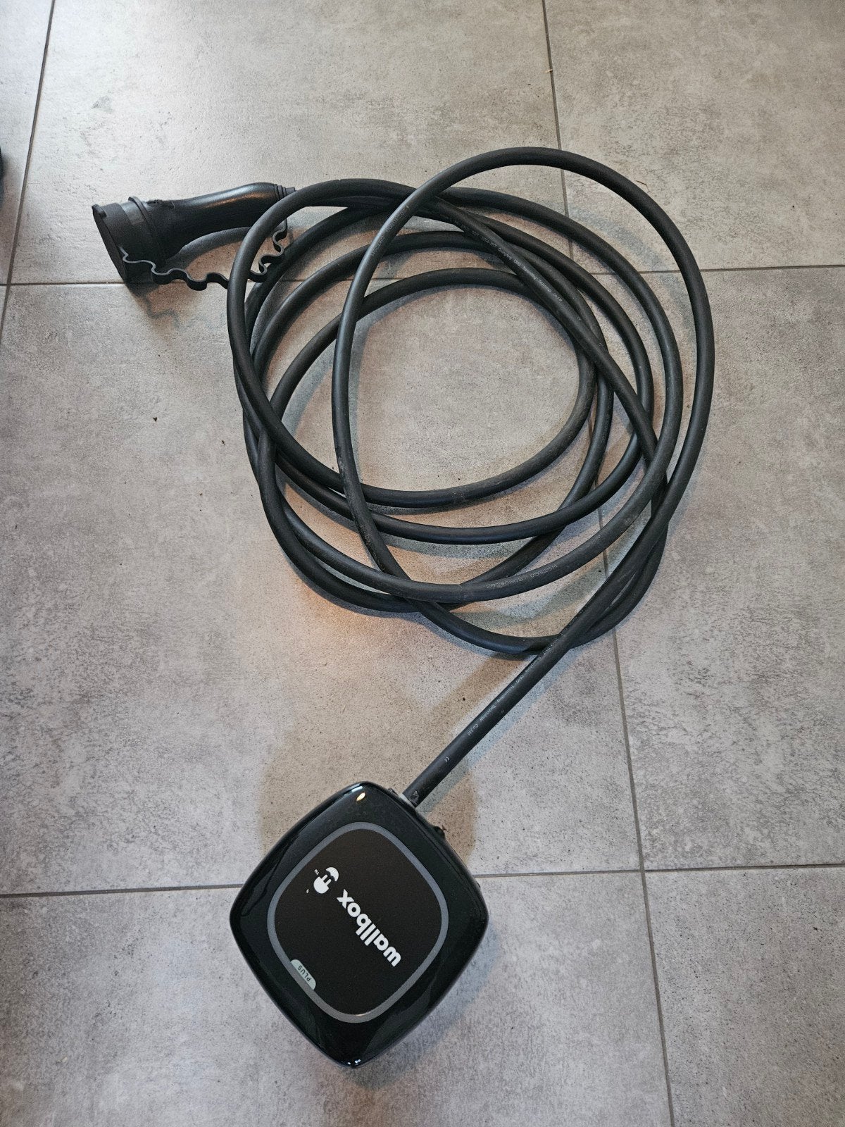 Wallbox Pulsar Plus Laadpaal met 7 meter kabel, Auto diversen, Ophalen, Laadpaal