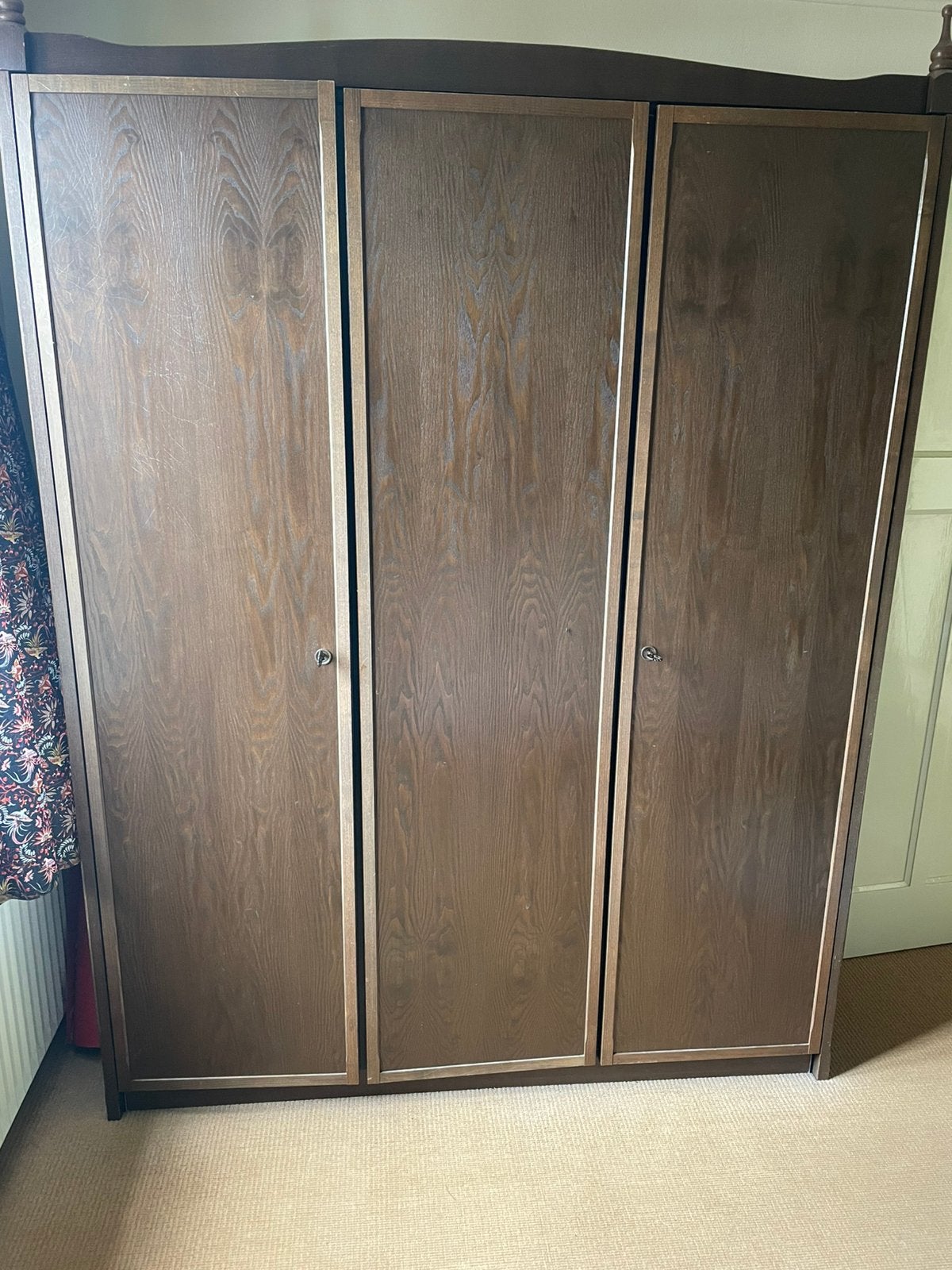 Garderobe kast, Ophalen, Met deur(en), Gebruikt, 200 cm of meer
