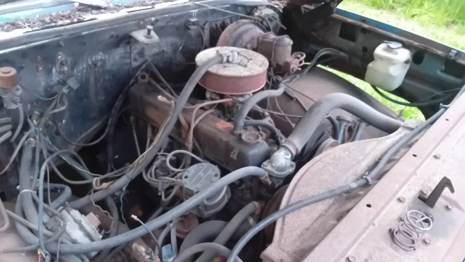 250cui 6 cylinder handbak chevrolet c10 suburban, Auto-onderdelen, Motor en Toebehoren, Ophalen, Chevrolet