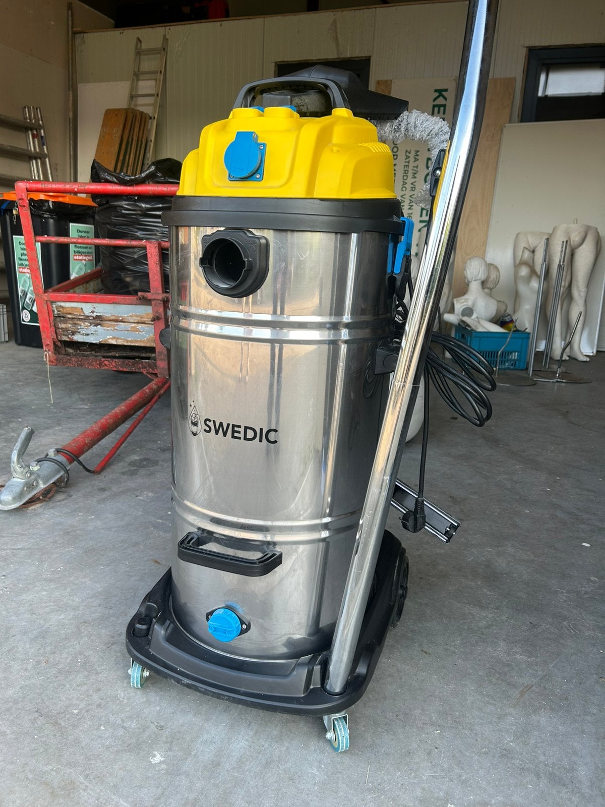 SWEDIC Wet & Dry Stofzuiger – 2800W – 100L, Ophalen, Nieuw, Waterstofzuiger