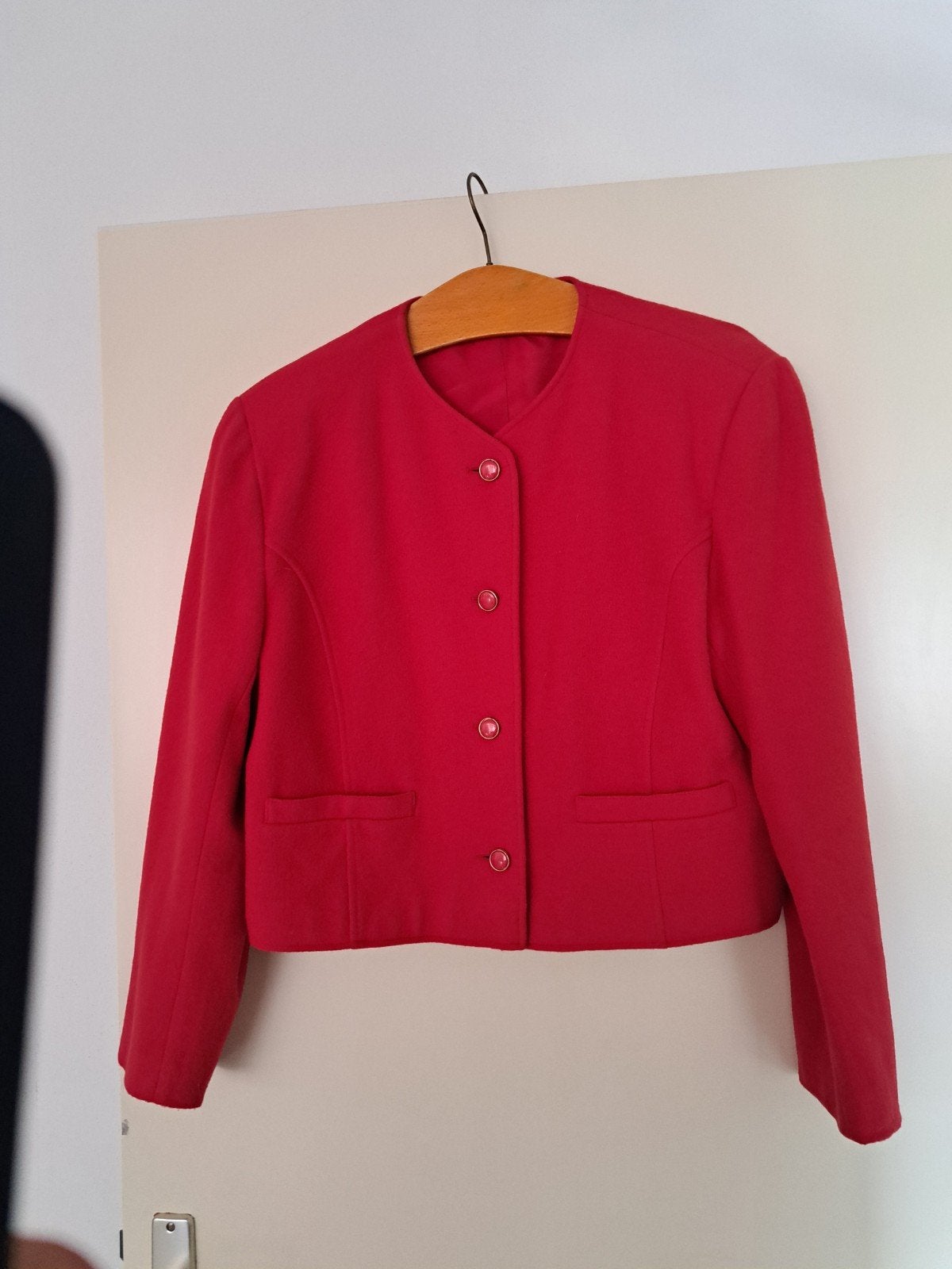 Kort rood jasje van scheerwol, maat 38/40, Kleding | Dames, Maat 38/40 (M), Ophalen of Verzenden, Zo goed als nieuw, Jasje