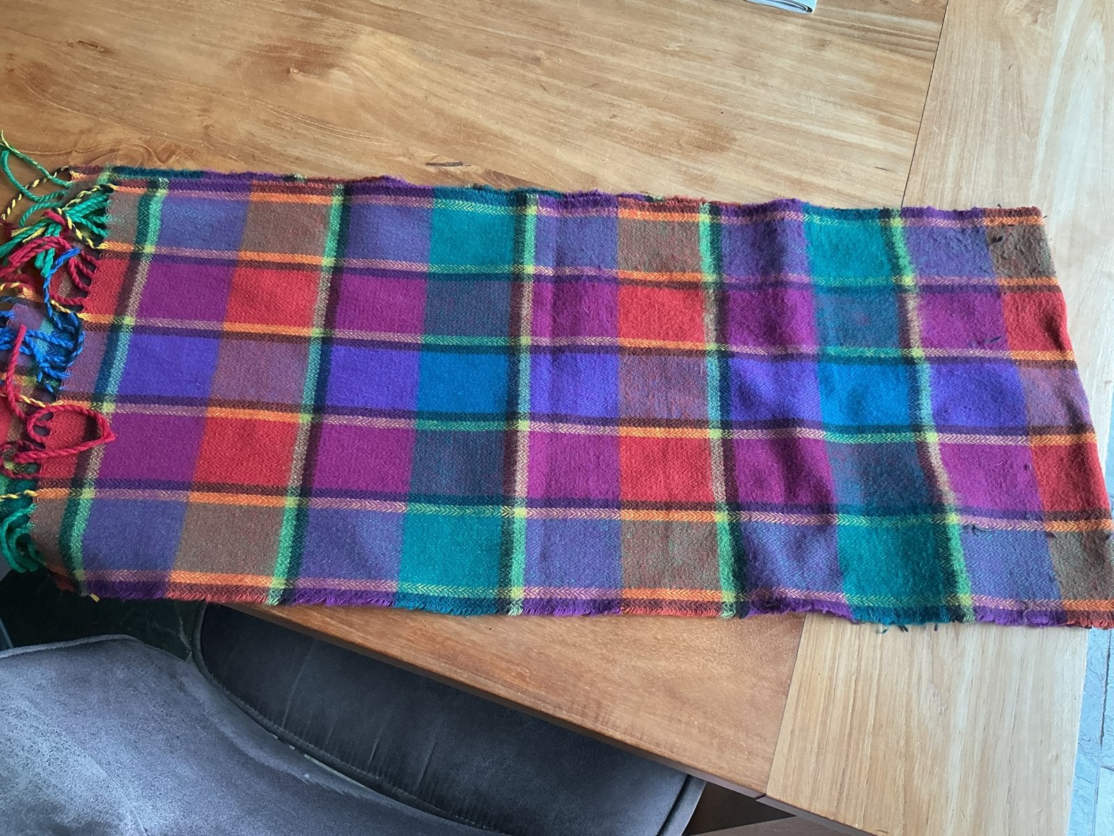 Kleurrijke geruite sjaal - Made in Italy, Ophalen of Verzenden, Gedragen, Maat 38/40 (M), Sjaal