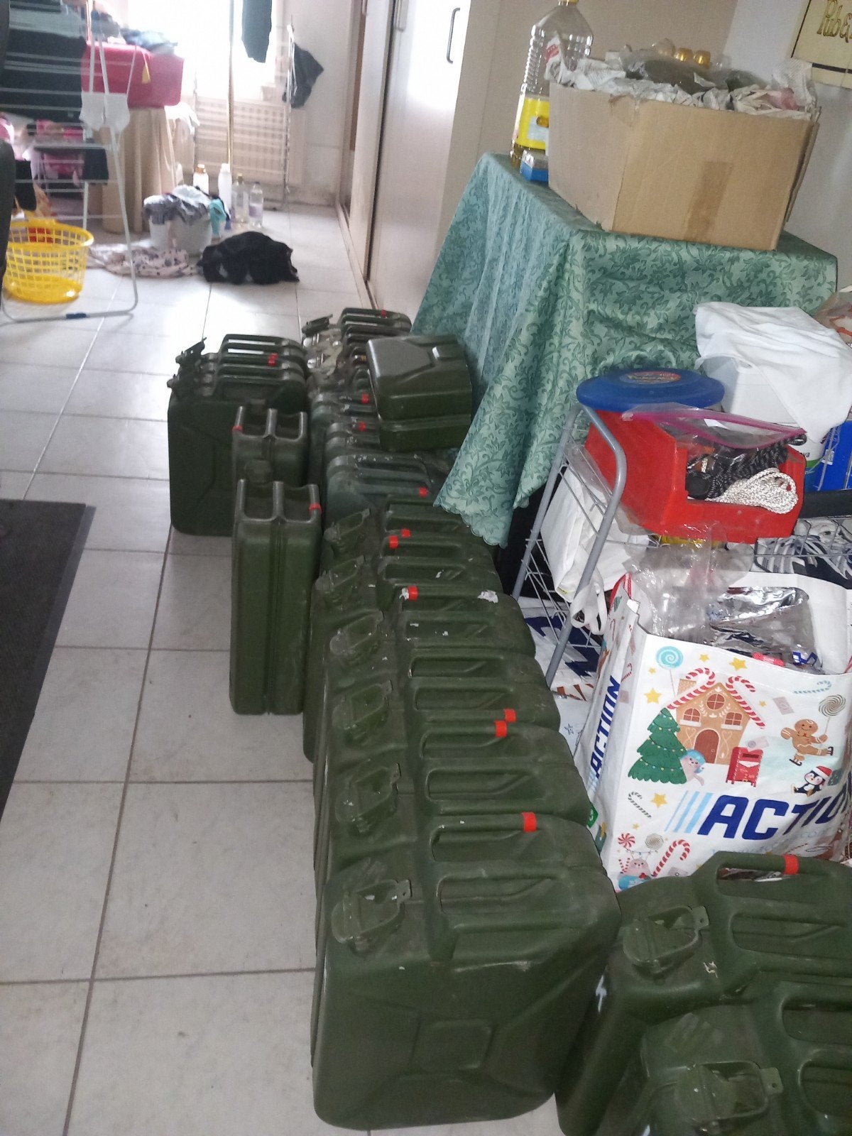 Nieuwe jerrycans 20L met tuit - Levenslange garantie!, Ophalen of Verzenden