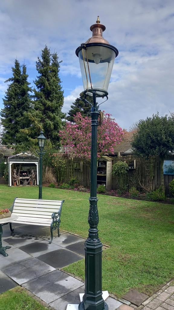 Prachtige Crown-Molenpaal met grote Park Vaaskap koper dakje, Staande lamp, Aluminium, Ophalen of Verzenden, Netvoeding