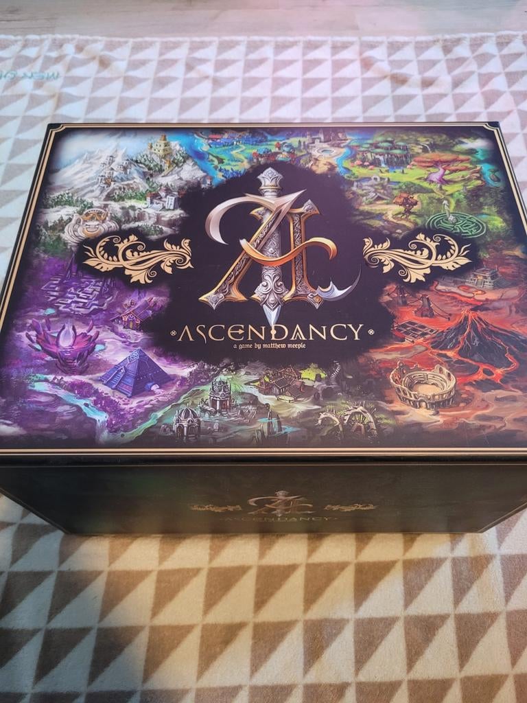 Ascendancy bordspel, Hobby en Vrije tijd, Gezelschapsspellen | Bordspellen, Een of twee spelers, Ophalen of Verzenden, Zo goed als nieuw