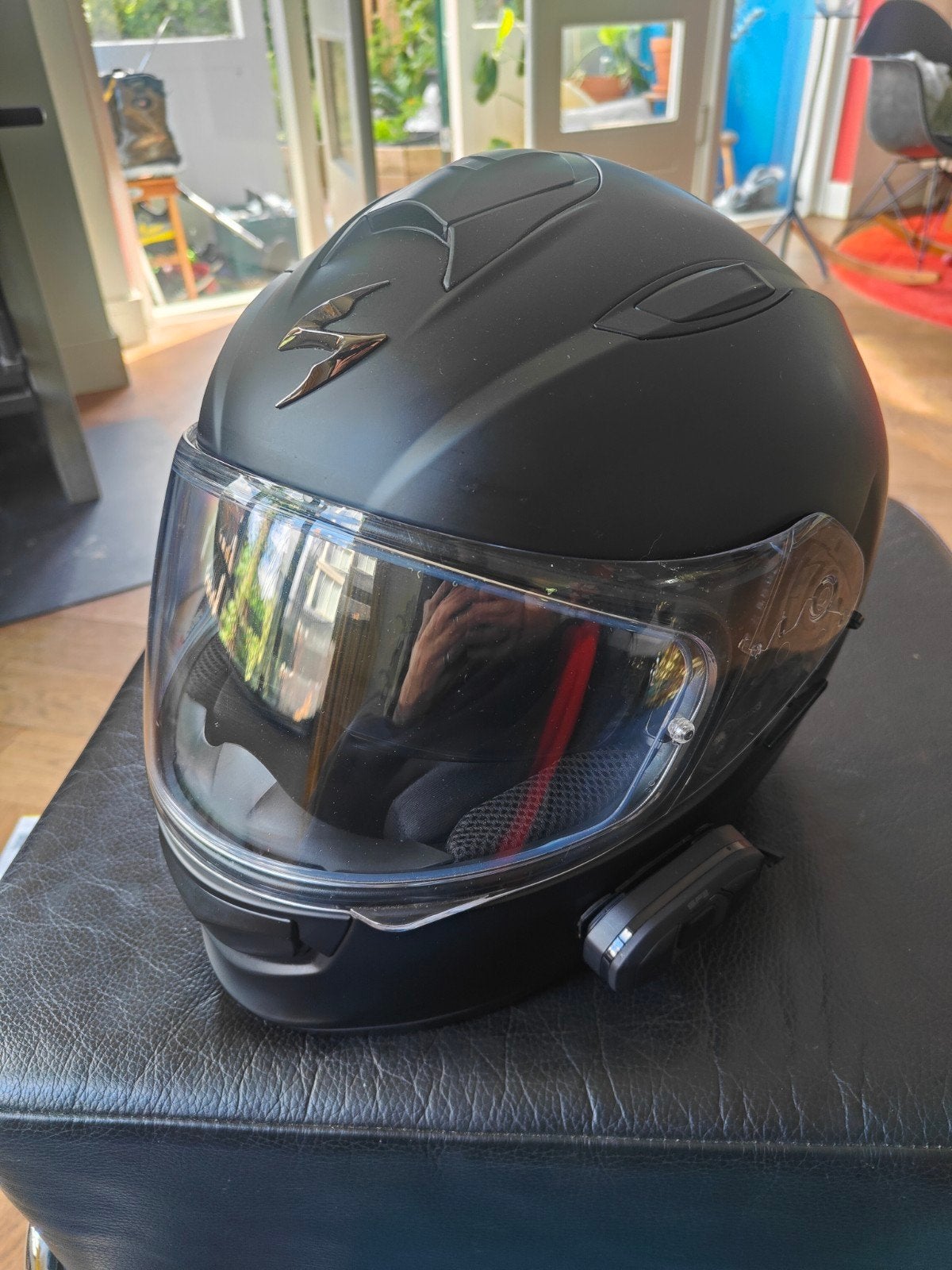 Scorpion Exo met Sena SF2 intercom., Ophalen, Zo goed als nieuw, Large, Scorpion