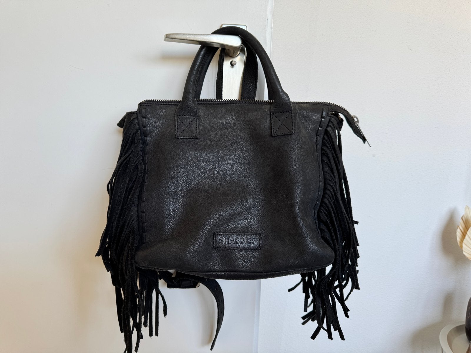 Shabbies Amsterdam Zwarte Leren Tas met Franjes, Ophalen of Verzenden, Zo goed als nieuw, Zwart, Handtas