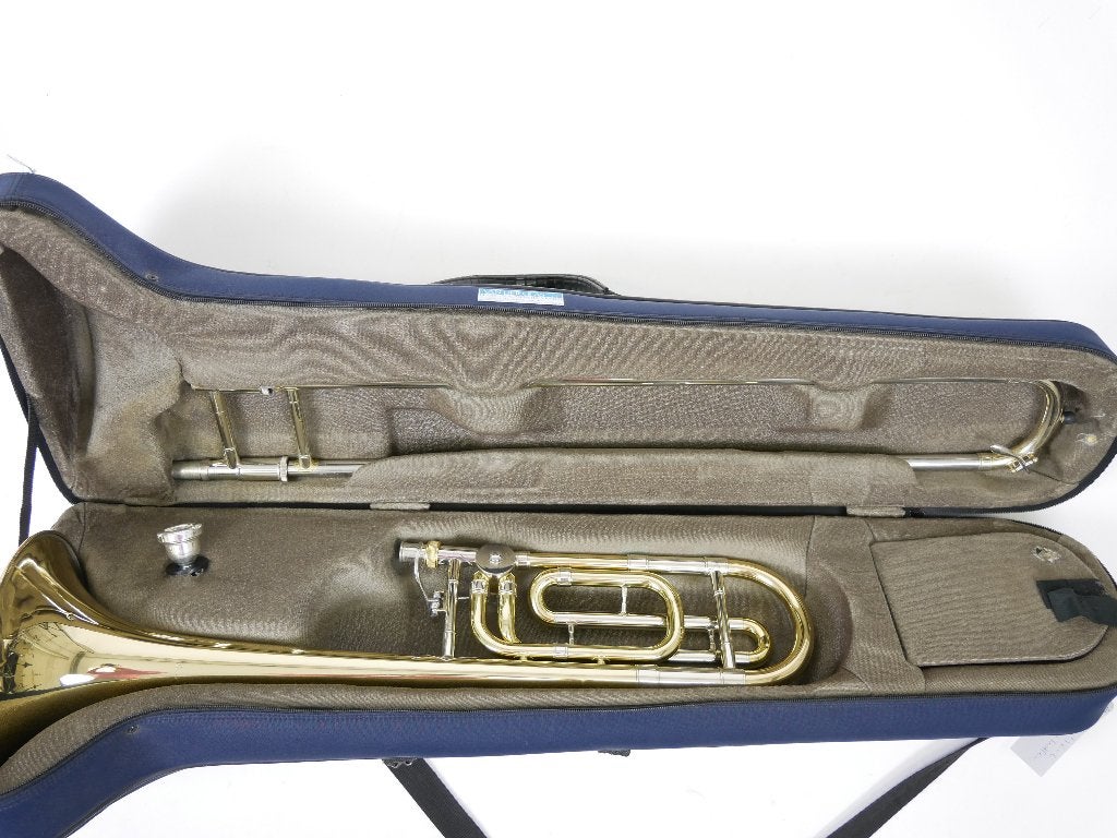 Verwacht Courtois AC420B-1-0 zeer mooie staat, Ophalen of Verzenden, Nieuw, Tenor, Met koffer