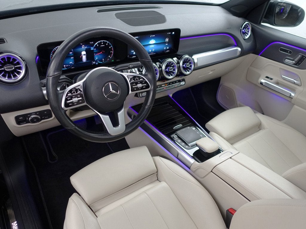 Mercedes-Benz GLB 200 AMG Prestige Premium Aut- Panoramadak,, Auto's, Mercedes-Benz, 4 cilinders, Met garantie (alle), Zwart, Bedrijf