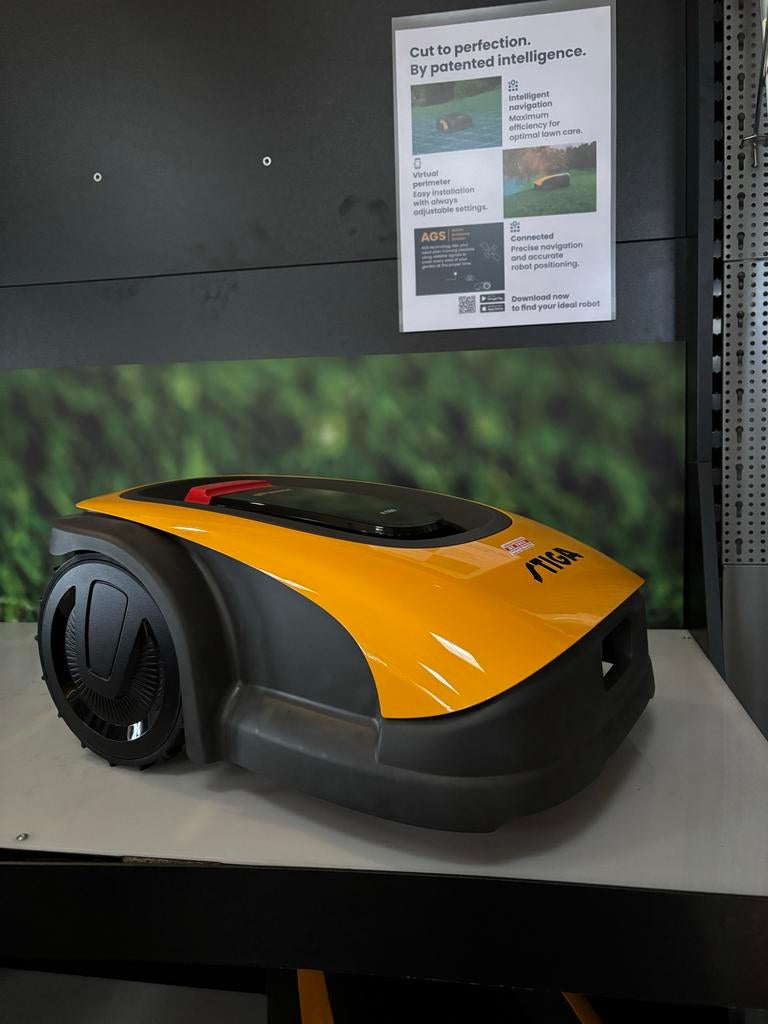 STIGA A1000 Robotmaaier - Overjarig model, 1000m2, RTK AGS, Ophalen of Verzenden, Zo goed als nieuw, Accu-grasmaaier