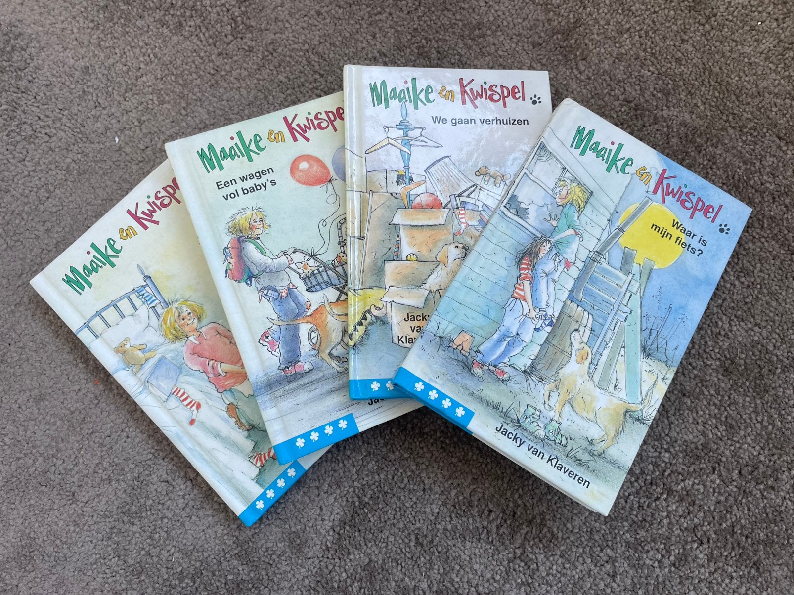 J. van Klaveren - Maaike en Kwispel: Een wagen vol baby's, Gelezen, Fictie algemeen, Ophalen of Verzenden, J. van Klaveren