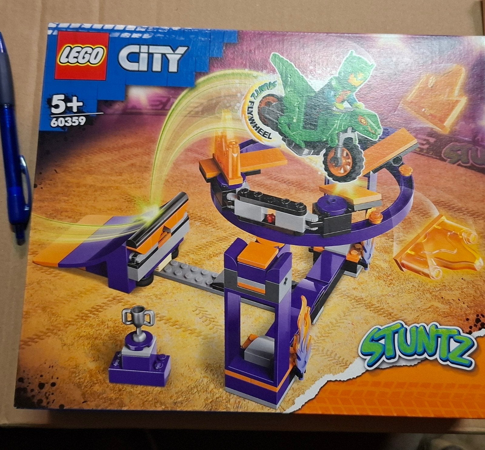 nieuw in doos LEGO City Stuntz 60359 - Stuntuitdaging met m, Overige merken, Aastvej 1, 7190 Billund, Denemarken, Nieuw, Ophalen of Verzenden