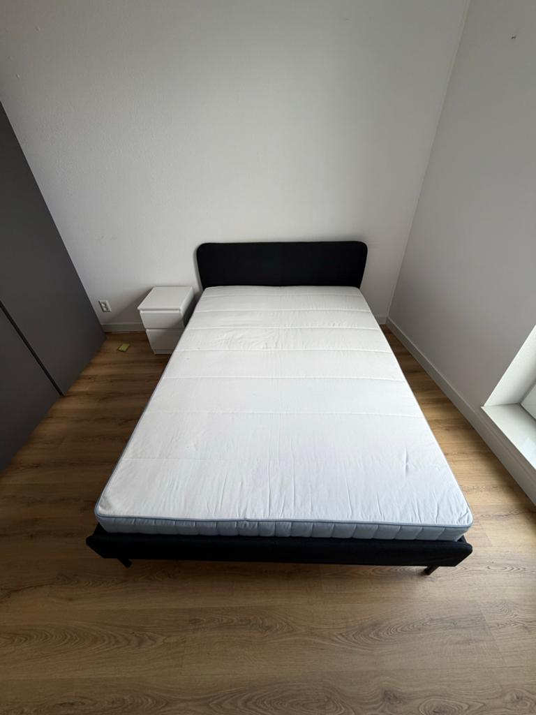 Ikea Slattum bed 140x200 met Vestmarka matras, Ophalen, Blauw, Tweepersoons, 140 cm