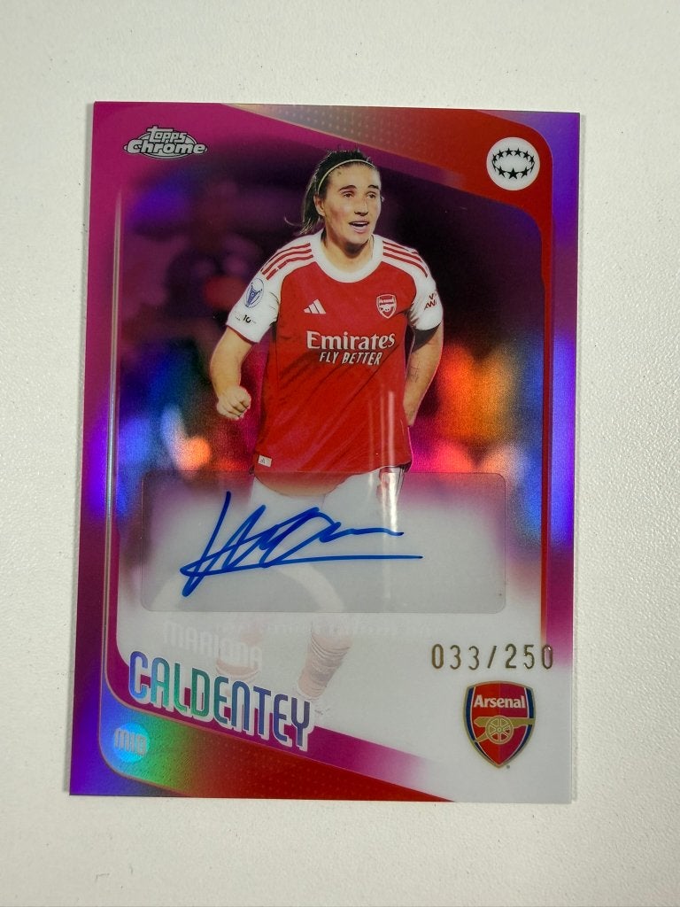 Mariona Caldentey /250 Pink Auto Women's Chrome 2025-26, Ophalen of Verzenden, Nieuw, Buitenlandse clubs, Poster, Plaatje of Sticker