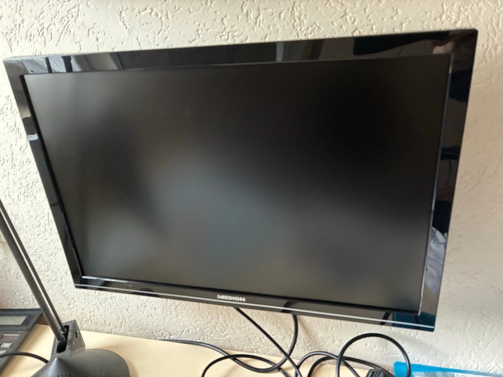 Medion scherm met muurbeugel - Ideaal voor kleine ruimtes, Overige merken, 50 Hz, HD Ready (720p), Ophalen of Verzenden