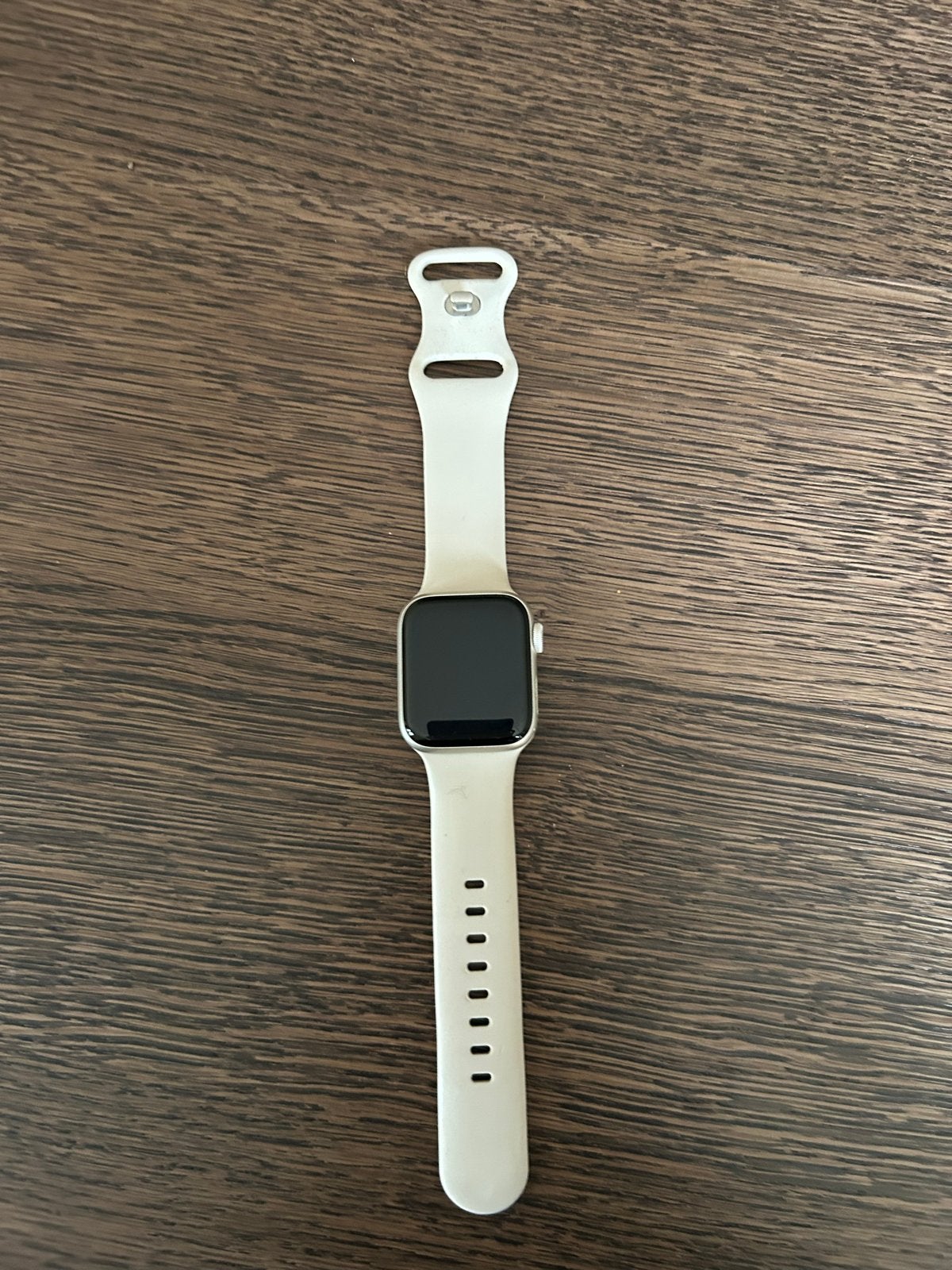 Apple Watch SE 2e generatie 2024 40 mm starlight, Sieraden, Tassen en Uiterlijk, Smartwatches, IOS, Ophalen of Verzenden, Waterdicht